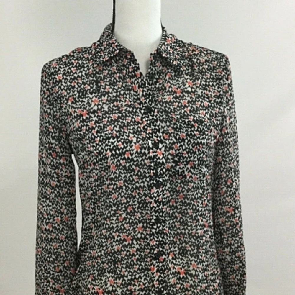 Banana Republic Size L Petite Long Sleeve Button Down 100% Polyester